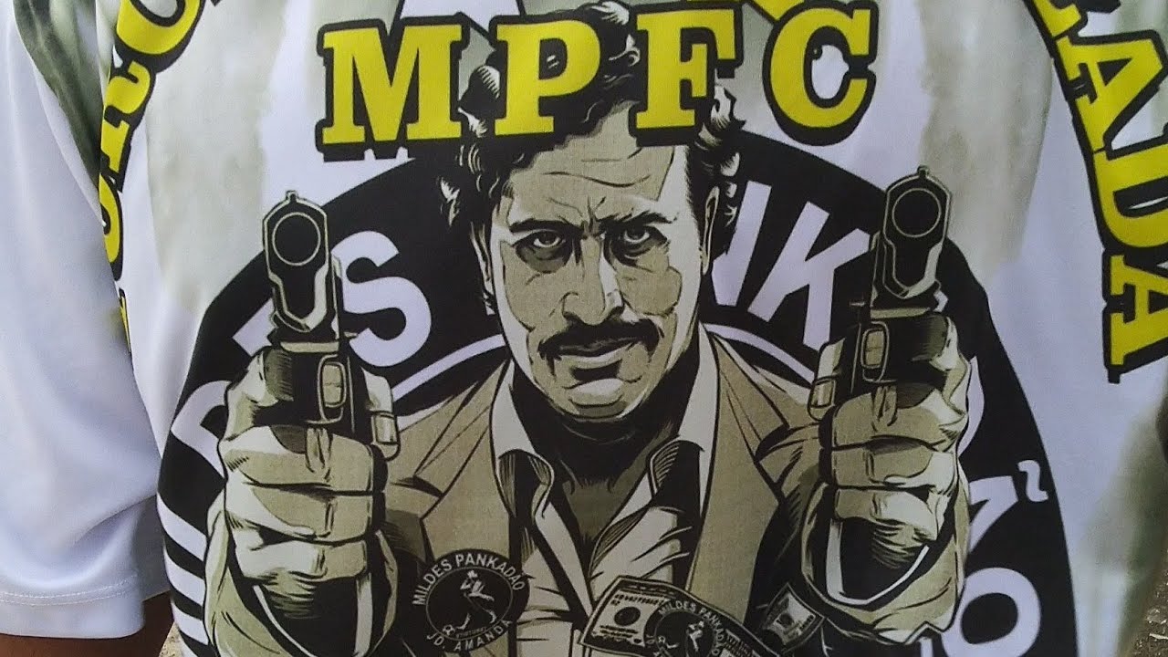 ..tá pra nascer um maloqueiro disposto á soltar o dedo só por causa dela!. ♬💥🚀