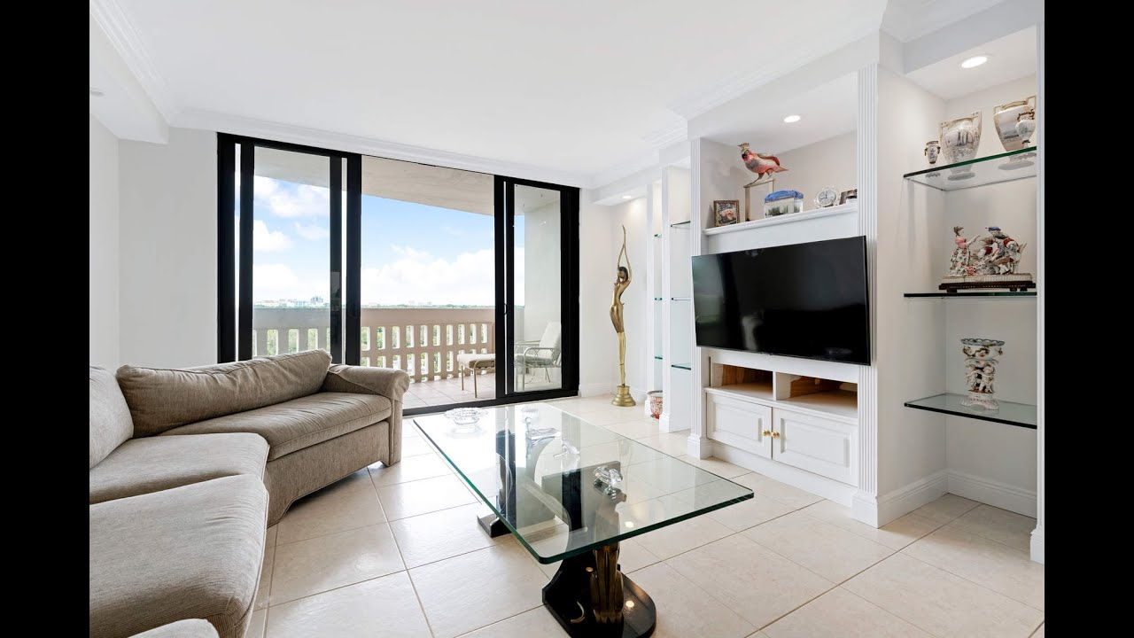 90 Edgewater Drive, Unit 1201, Miami, FL 33133