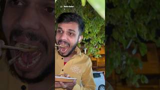 Famous aloo Tikki v/s roadside Aloo Tikki Review #shorts