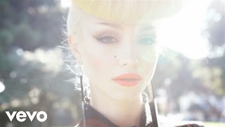 Video thumbnail of "Ivy Levan - Hang Forever (Behind The Scenes)"