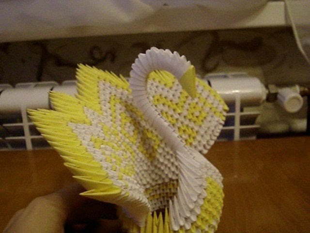 How to make a 3D origami Diamond Pattern Peacock