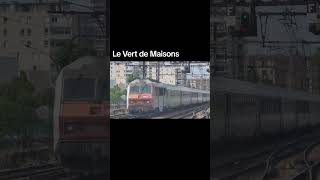 Bientôt la fin de ces merveilleux BB25000 ! #train #sncf #corail #railway #rail #railway #carmillon