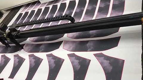 Nhận Cắt Vải Bằng Tia Laser Tự Động Giá Rẻ Chính Xác Nhanh Chóng - In Áo Nhóm