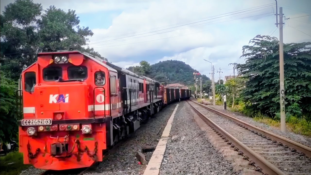 KA BABARANJANG DAN PULP MELINTAS STASIUN TANJUNG KARANG POS BLOK C,GOKIL💪 BERSAMA MASINIS