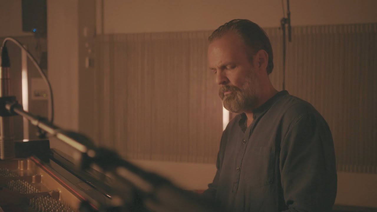Watch Henrik Lindstrand - Millimeter (Transformer Session) on YouTube Watch Henrik Lindstrand - Millimeter (Transformer Session) on YouTube
