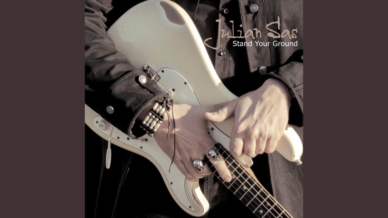 在 YouTube 上观看 Tell Me Why 在 YouTube 上观看 Tell Me Why