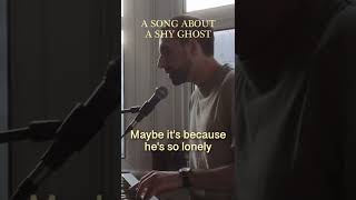 He’s a shy ghost, a very shy ghost #shy #ghost #sadsong #comedian #standupcomedy