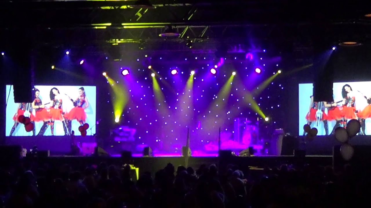 Electris string quartet...VIOLON ELECTRIQUE Asturia girls in