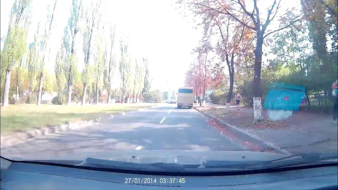Ютуб хамы видео. Видео наказал хама на встречке.
