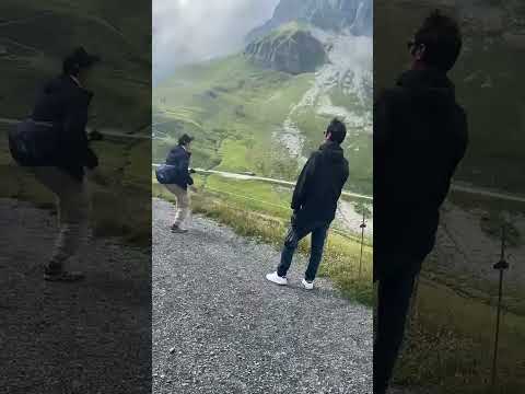 མྱི་སྣང་བ་སྐྱིད་པོ་། ཧཧ