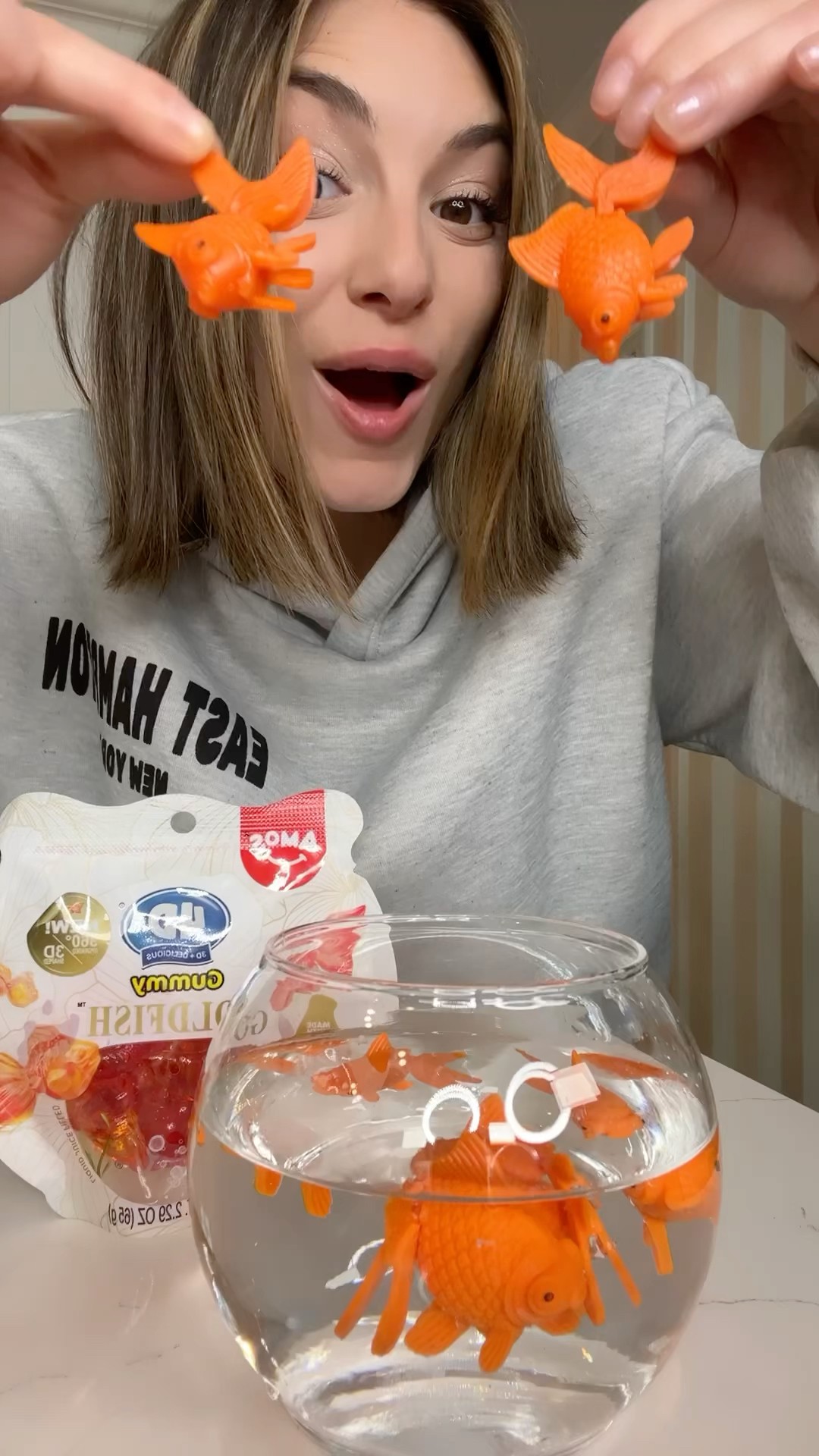 Jelly juice fish totally squish candy bite!? #candy