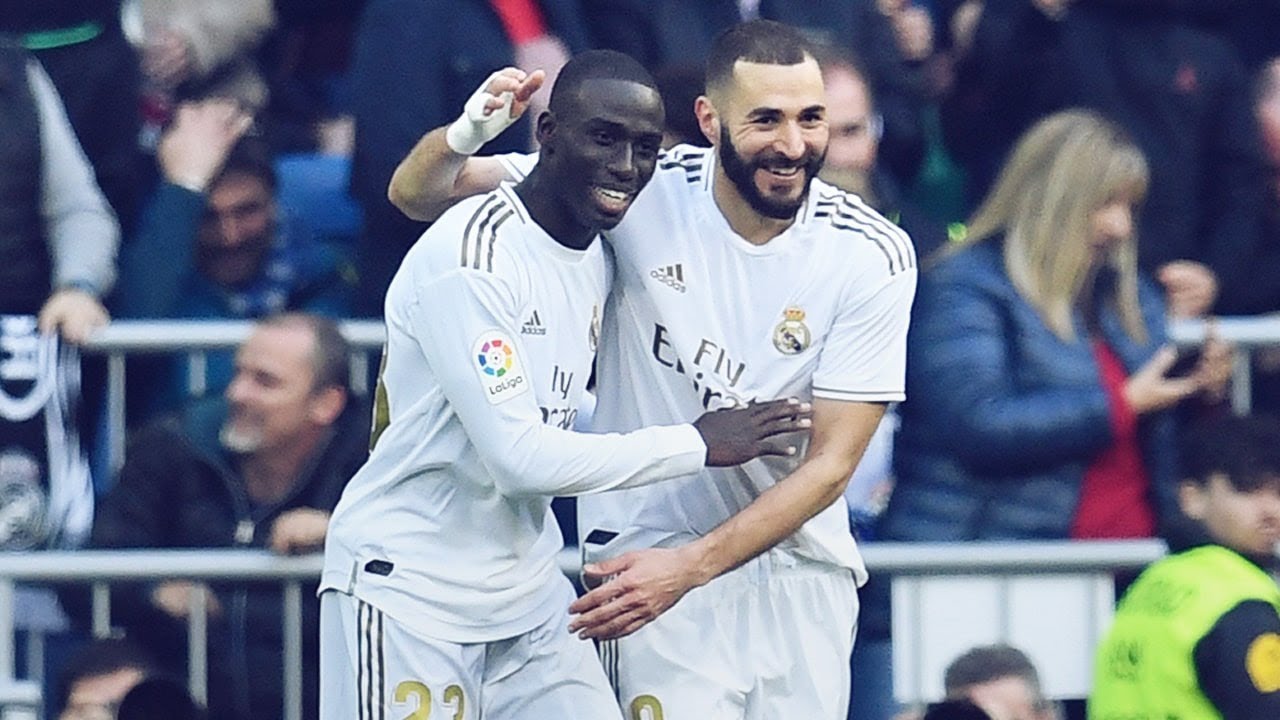 The reason why the Real Madrid players gave Ferland Mendy a brick | Oh My Goal The reason why the Real Madrid players gave Ferland Mendy a brick | Oh My Goal