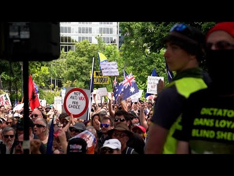 Pro- and anti-vaccine protests across Australia