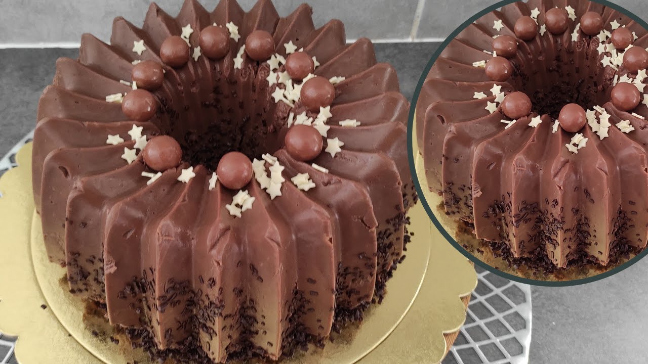 كيكة الشكلاطة فالمول الجديد وكريمة الشوكولاطة كتجي رطبة بحال الى مسقية