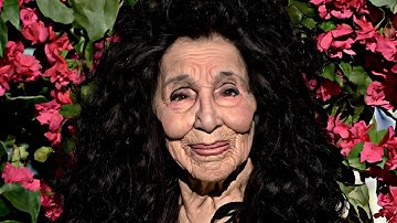 Cher Is Now About 80 And How She Lives Her Sad Life