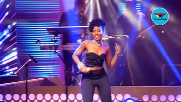 MzVee performs at Becca UNVEILED