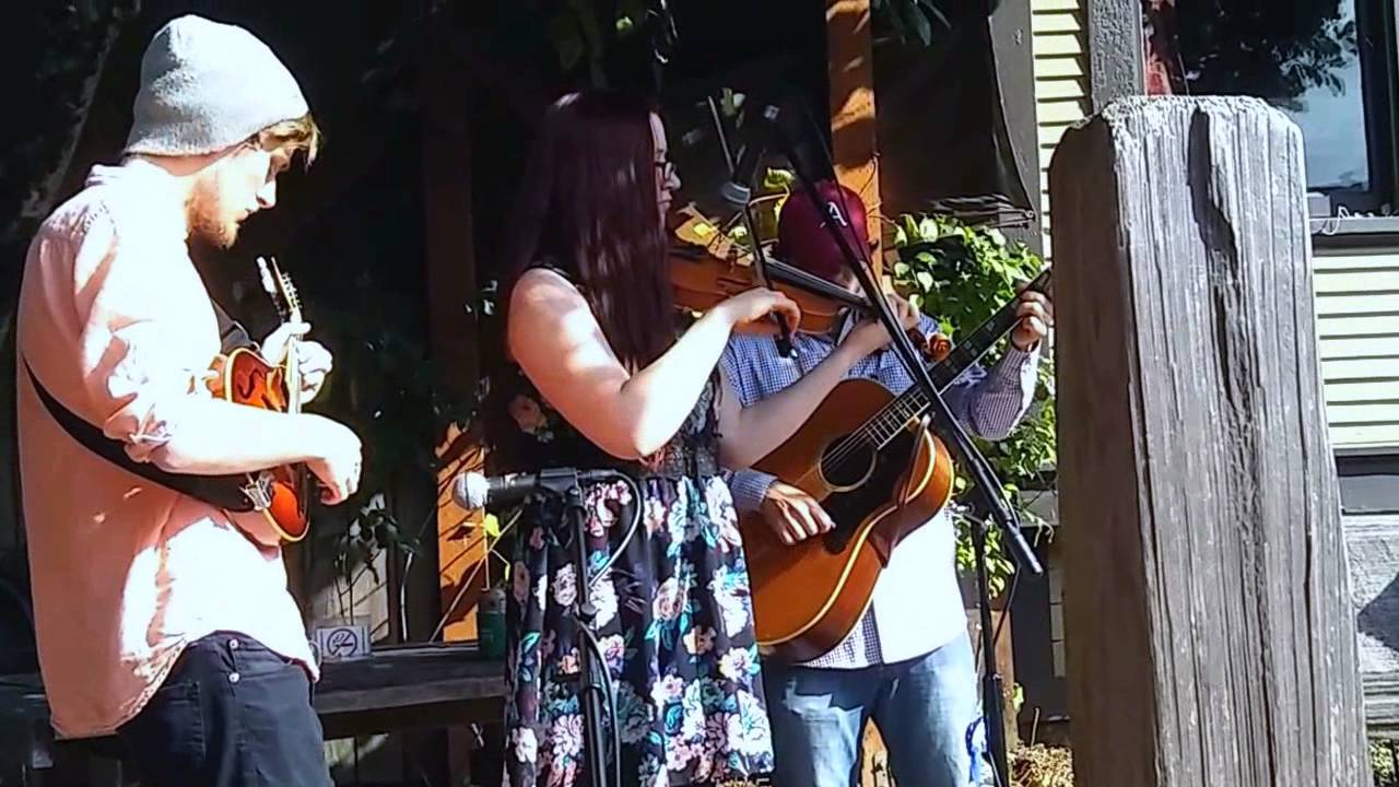 JT's Fiddle Off 2016 - "Lonesome Moonlight Waltz" - Ellie Hackanson 2nd Place - Rnd. 1