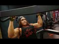 Incredible Strength! Muscular Woman Gym Workout