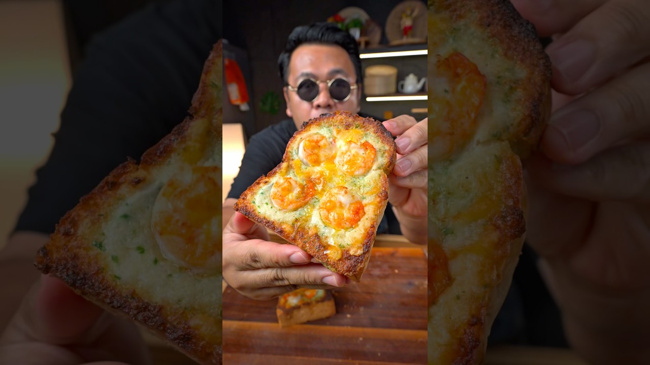 Juicy Garlic Bread 🍞 #cooking #shorts