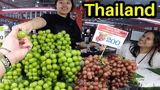 🇹🇭 STREET FOOD SAMPLES INSIDE BANGKOK LUXURY MALL | THAILAND TRAVEL 2023