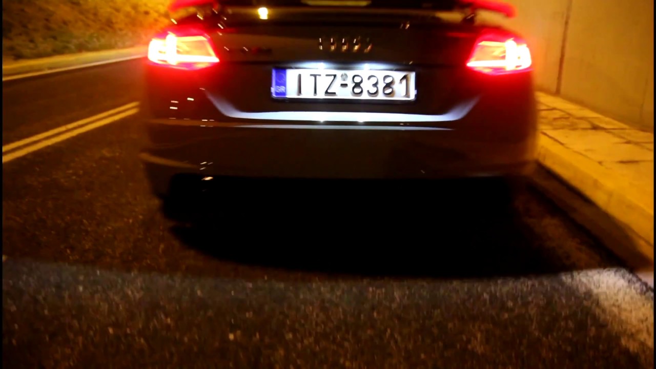 Audi tt night