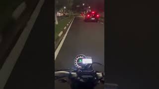 Controle de tração salvando . #motovlog #shortsvideo #triumph #speed400 #s400triumf