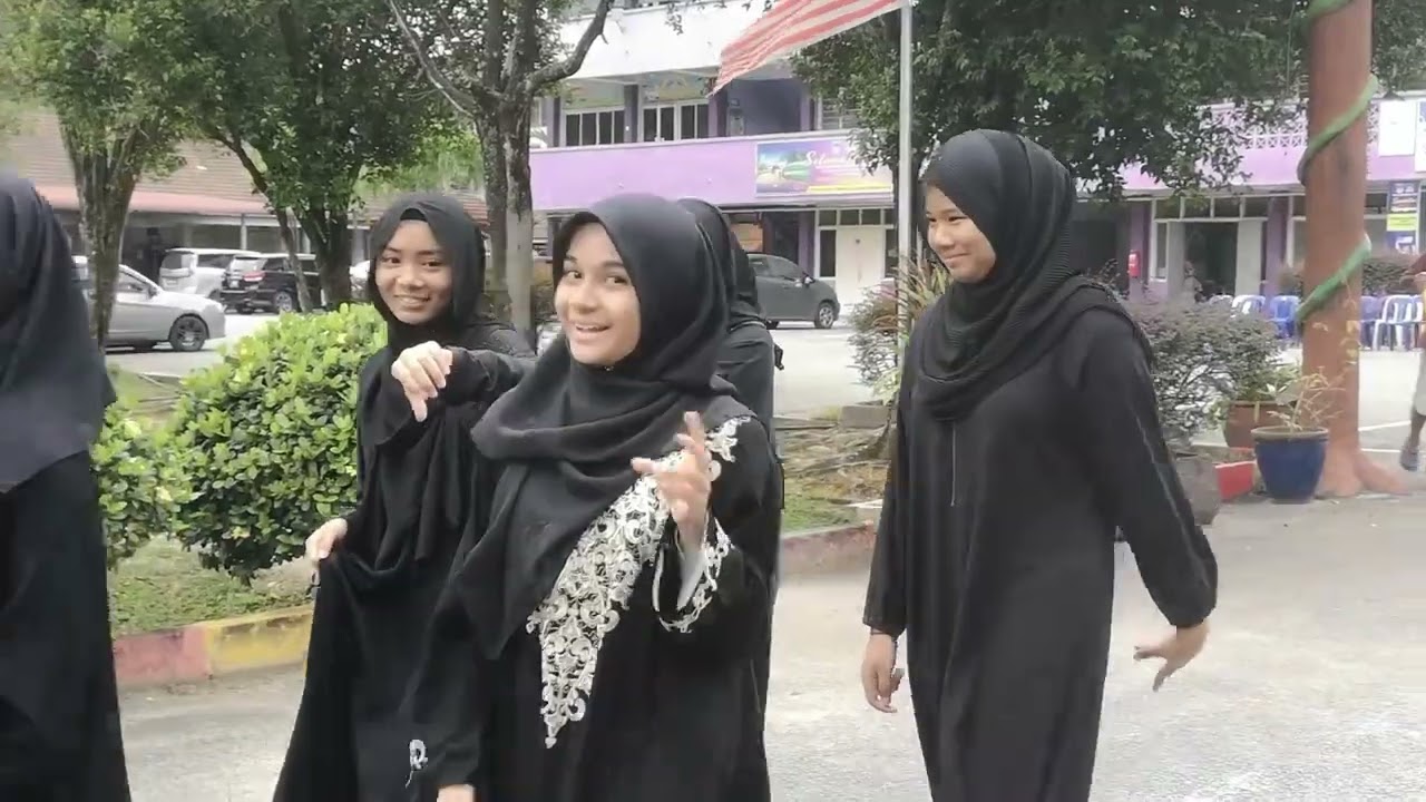 Maulidur Rasul Sekolah Kebangsaan Bukit Rahman Putra 2022 bersama Cikgu Zana