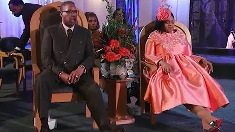 **MUST SEE** Kathy Taylor destroys Bishop J. Drew Sheard 35th Appreciation Service & Praise Break!!