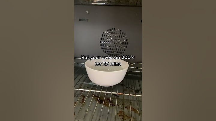 How to clean your oven using a lemon #Shorts