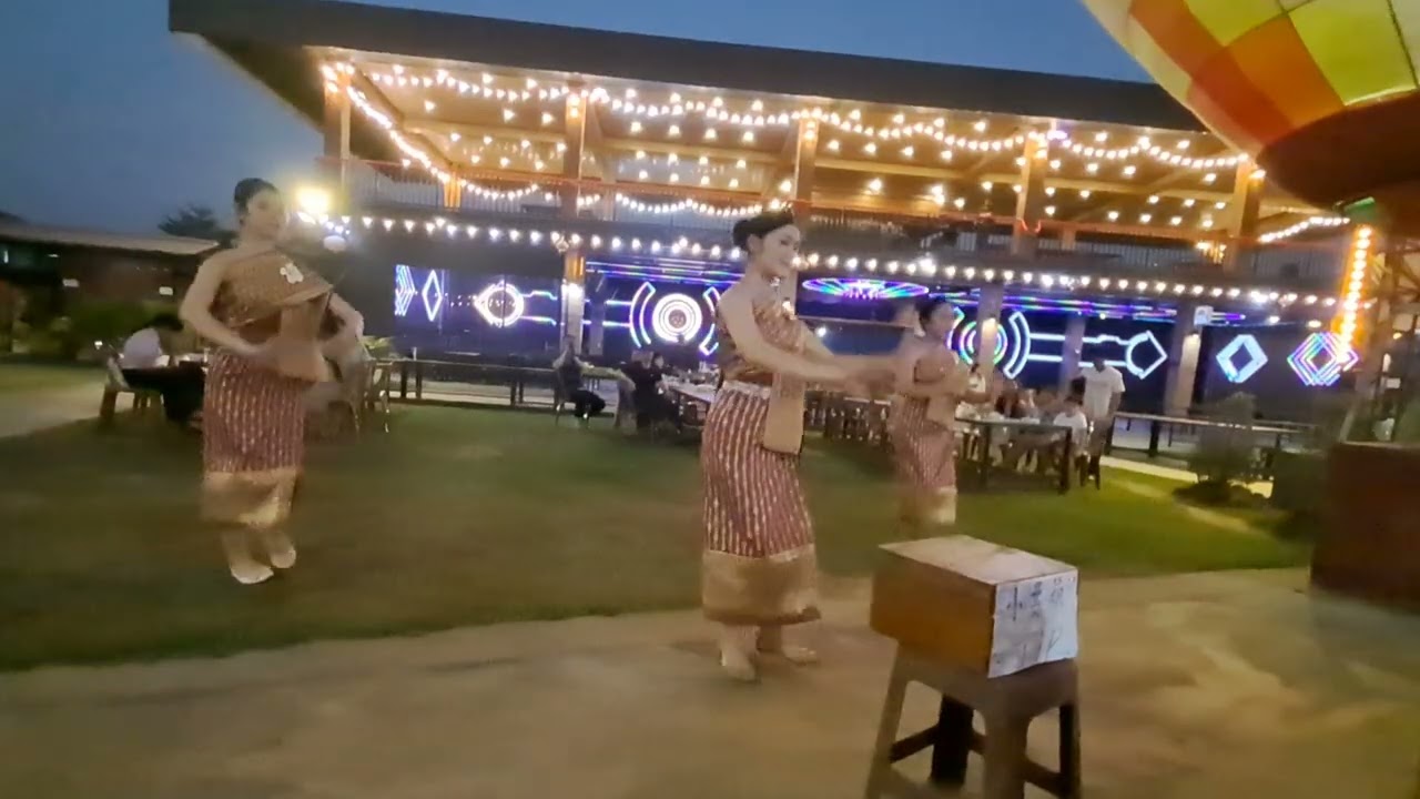 라오스의 전통춤~