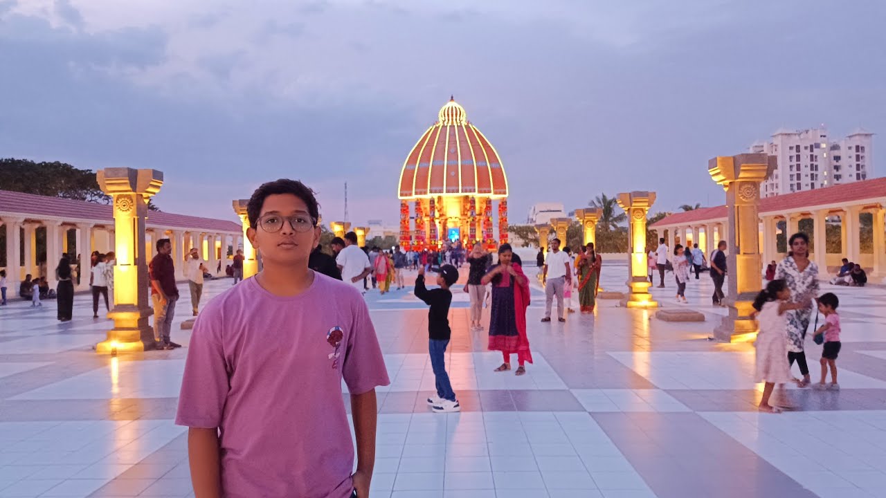 Valluvar kottam / watershow / Projectionshow  / Thiruvalluvar.