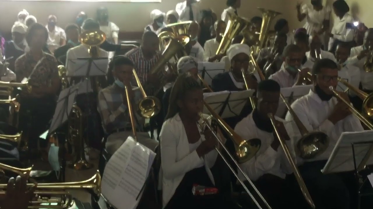 !Nu!huba xub ge !gukhoeba, by Lutheran brass at Rev Pieters departure service(#nau ge go)