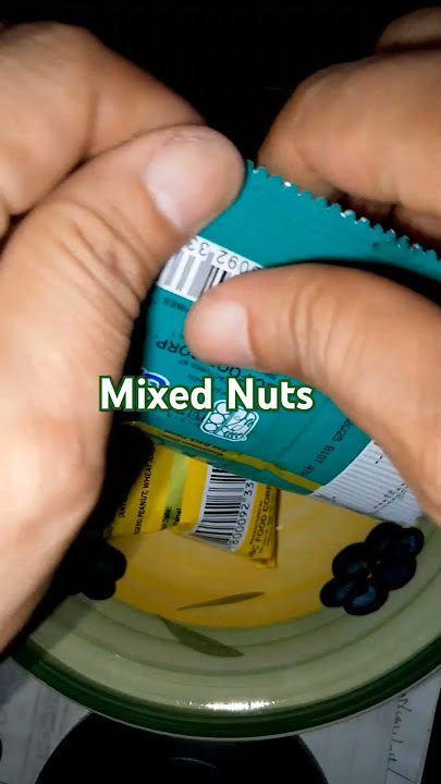 Crunchy Mixed Nuts and Peas