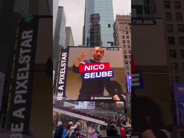 Quand THIS HERO s'affiche à Times Square...