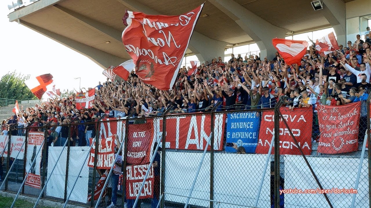 La Curva Nord Ancona in Falconara - Anconitana (Prima categoria)