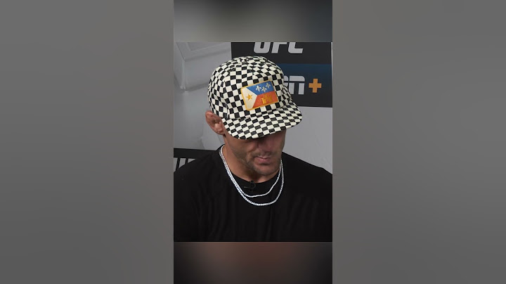 Poirier was emotional after being given letters to commemorate his UFC career ❤️ #UFC318