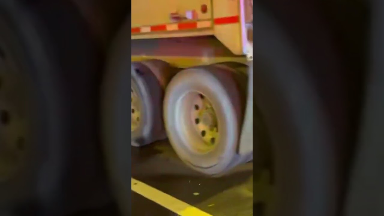 18-wheeler catches fire, shuts down 3rd Street Tunnel in Washington, D.C.