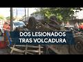 Choque con volcadura en el centro de Monterrey deja dos lesionados