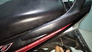 Cara Membuka Jok Motor Honda Revo Fi yang Keras