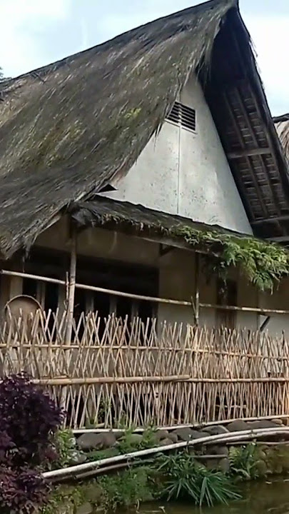Degung Sunda pernikahan Suasana Kampung Naga #suasanapedesaan #shortvideo #kampung #viralvideo