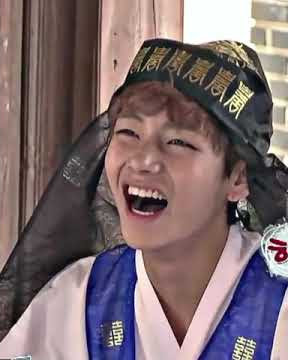 JK | self praise song😹 #BTS💜#rm #jin #suga #jhope #jimin #v #jk #btsworld #btsarmy #ipubts #shorts