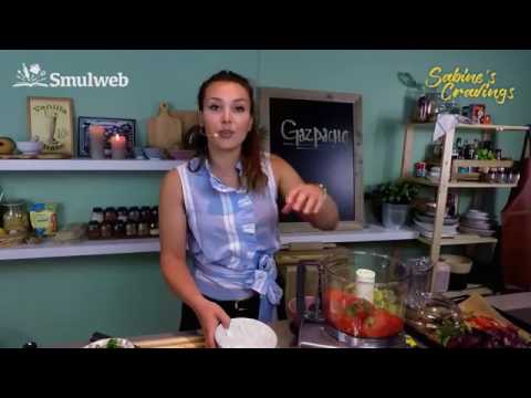 Sabine&rsquo;s Cravings | Gazpacho met gegrilde puntpaprika en komkommer