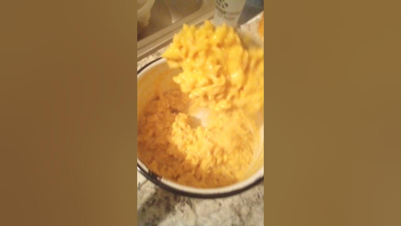 spiral-mac-and-cheese-with-a-little-extra-shredded-cheese-youtube