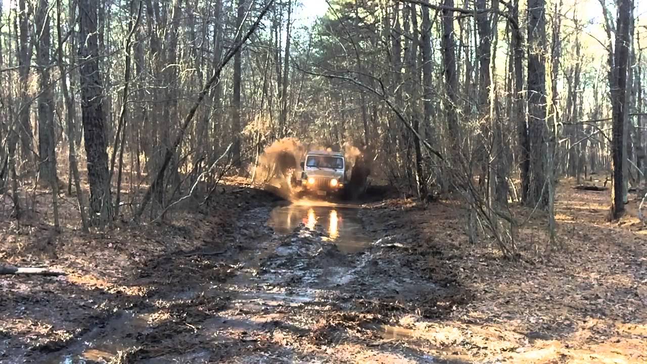 Slow-Mo 2003 Jeep Wrangler TJ in mud at Colliers Mills, Jackson, NJ