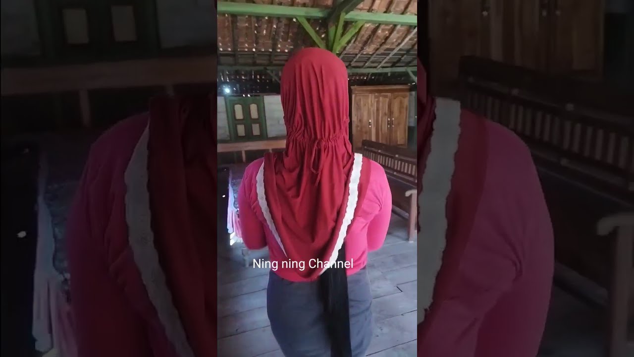 Rambut panjang halus lurus di potong pendek