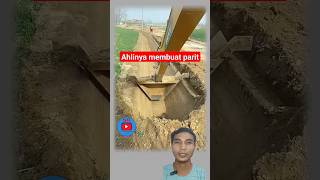 ahlinya operator excavator membuat parit #reaction #lifehacks #idekreatif #shorts