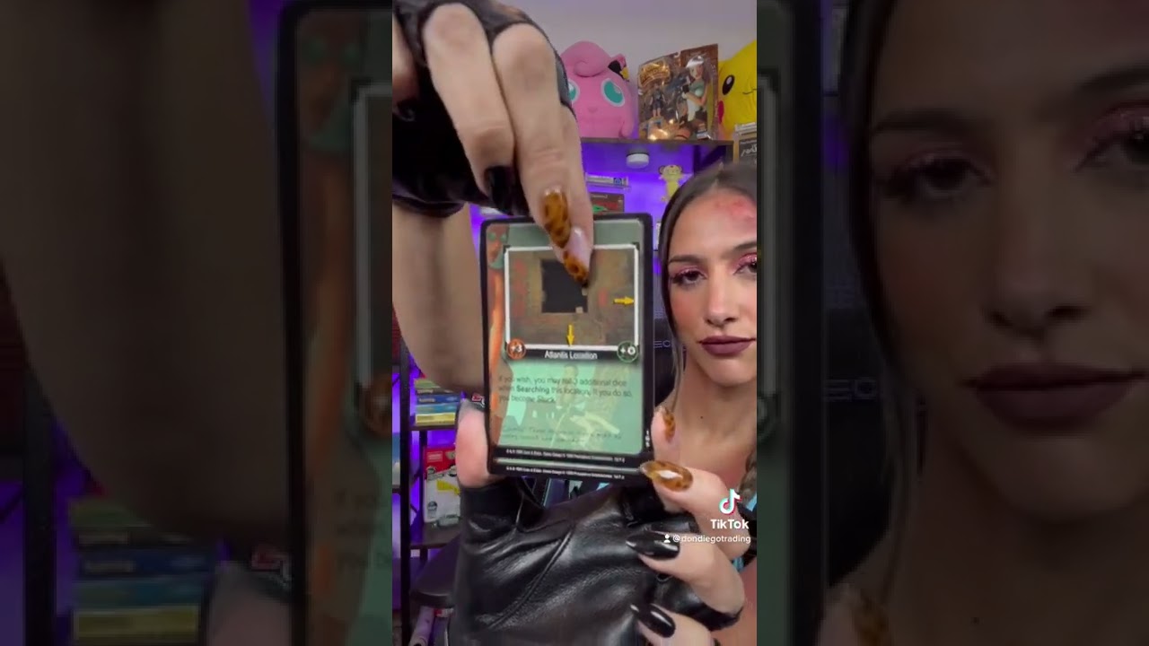 Opened a rare sealed tomb raider pack for halloween from my collection! #tombraider #laracroft