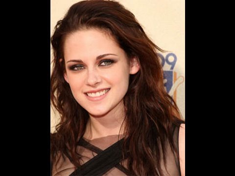 Kristin Stewart from Twilight Make-up 2009 MTV Mov...