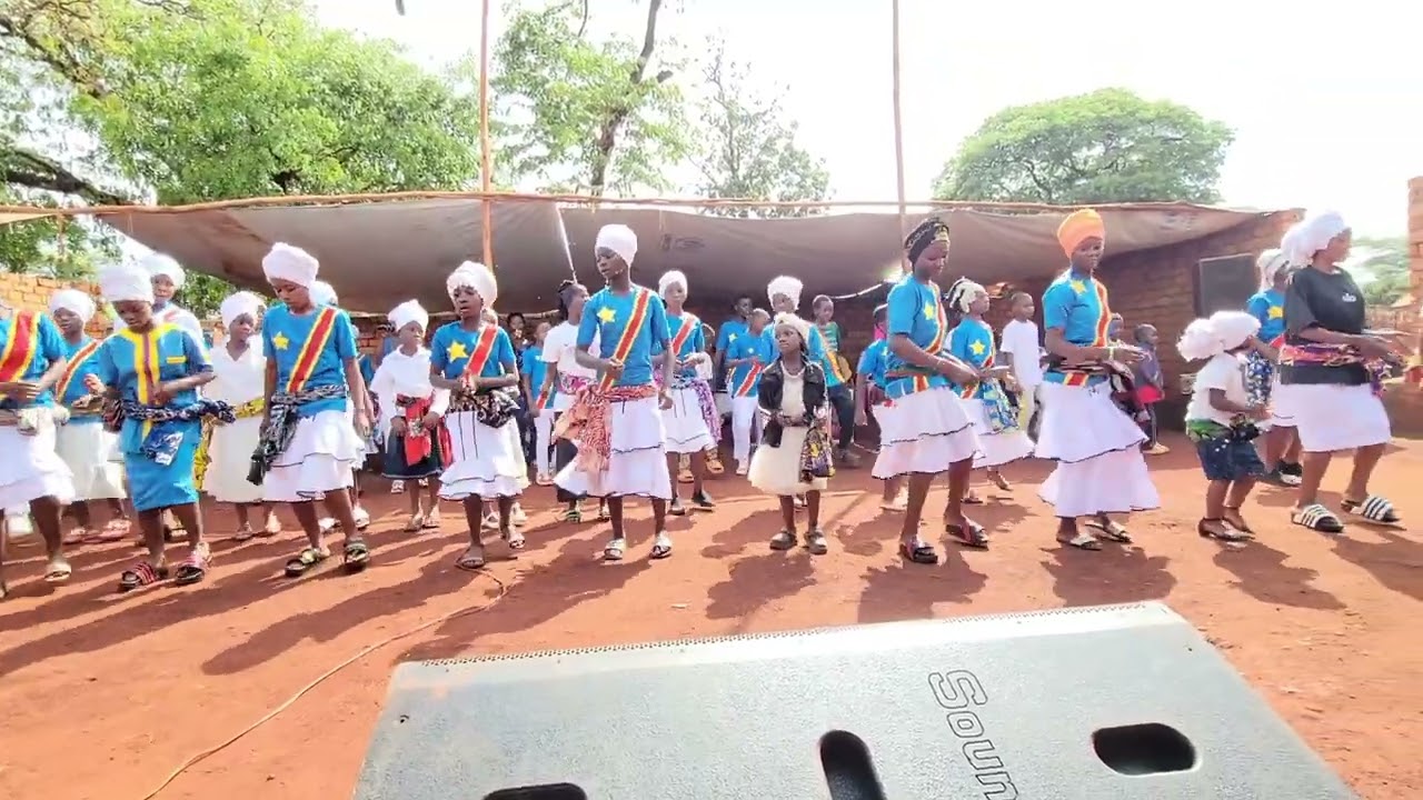MAJI MWAMBANI CHOIR 