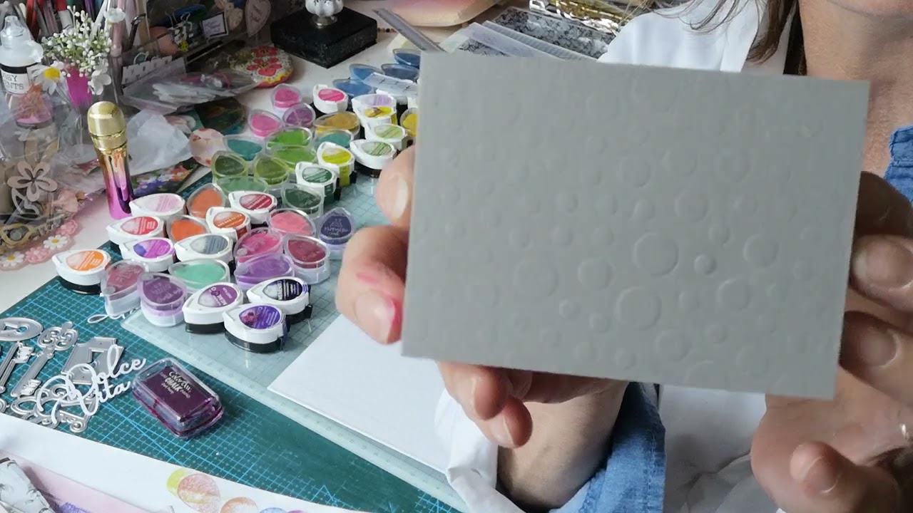 Je teste mon nouveau joujou... l'éponge maqique STAMPING FOAM... Simon hurley. create... Ranger